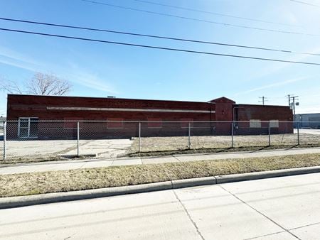 Industrial space for Rent at 22778 Globe Ave in Warren