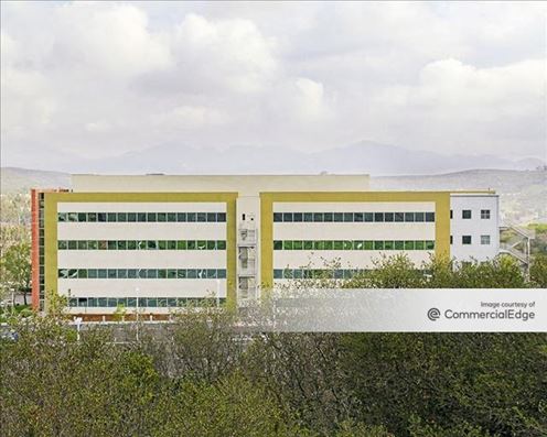 Summit Pointe