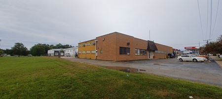 Industrial space for Sale at 515 Hill Ave in Aurora