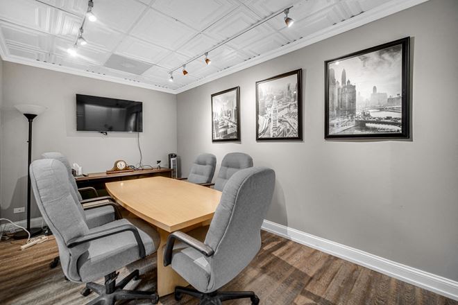 1S443 Summit Ave, Suite 205, Oakbrook Terrace, IL 60181