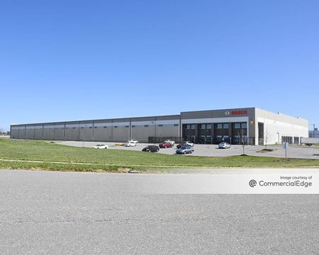 Industrial space for Rent at 4175 Aero Pkwy in Florence