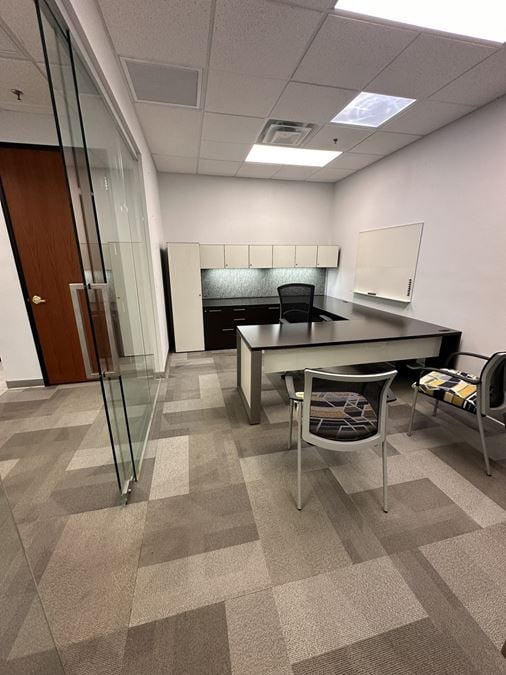 730 N 52nd St, Ste 104 SUBLEASE