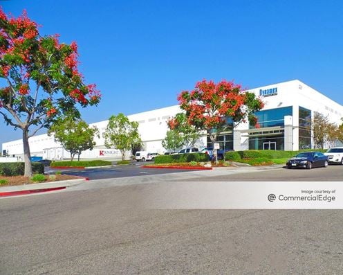Fullerton Business Center