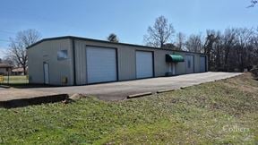 LIGHT INDUSTRIAL BUILDING FOR LEASE