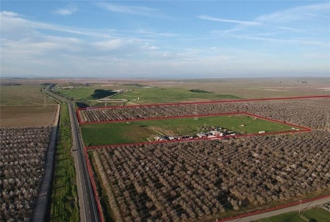 161 +/- ACRES Agricultural Land