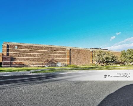 Retail space for Rent at 1677 South Havana Street in Aurora