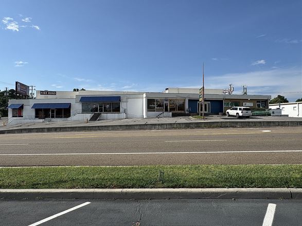7211-7219 Kingston Pike 