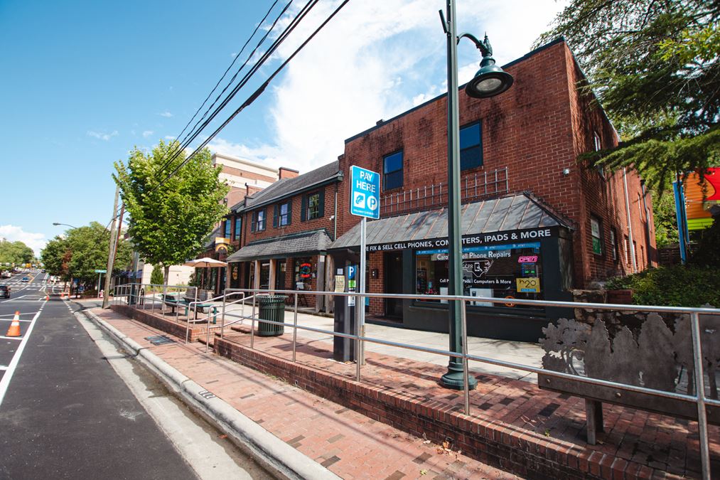 401405 W. Franklin Street, Chapel Hill, NC Retail Space