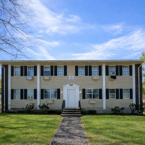 44 Angel Dr