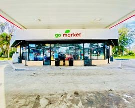 (7.35% CAP RATE) DADE CITY PURE NNN MARATHON GAS  STATION W/ SIGNATURE "GO MARKET" C-STROE FOR SALE!