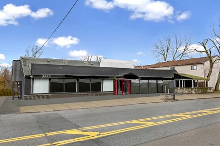 Commercial space for Sale at 4225 Amboy Rd in Staten Island