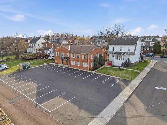 307 E Broad St