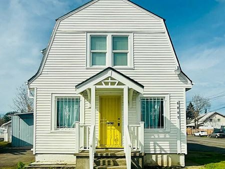 Office space for Rent at 6805 SE 82nd Ave in Portland