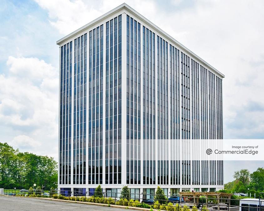 Falls Church Corporate Center - 6400 Arlington Blvd