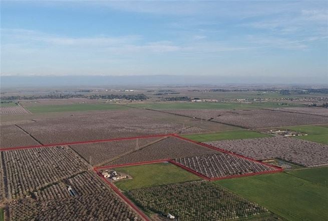 161 +/- ACRES Agricultural Land