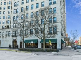 Lincoln Park West
