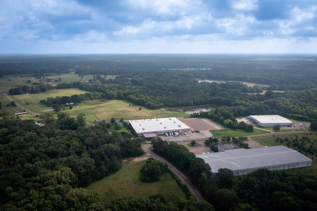 Premier Distribution Warehouse - For-Lease