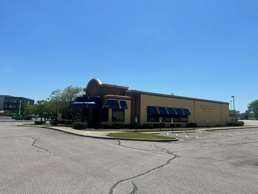 Midway Mall - Anchor, In-Line, Out Parcels