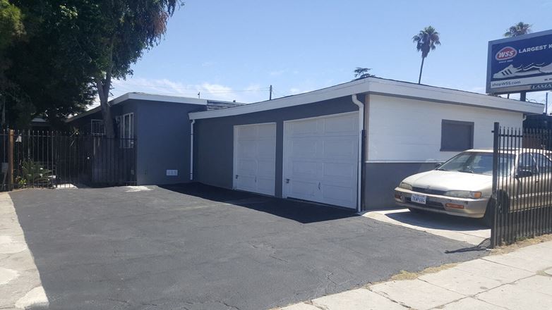 Value Add Triplex - Los Angeles