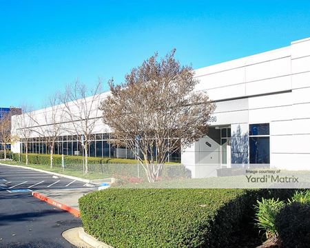 Saratoga Center - 4696 & 4698 Willow Road - Pleasanton