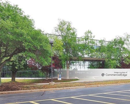 Commercial space for Rent at 777 Lowndes Hill Road in Greenville