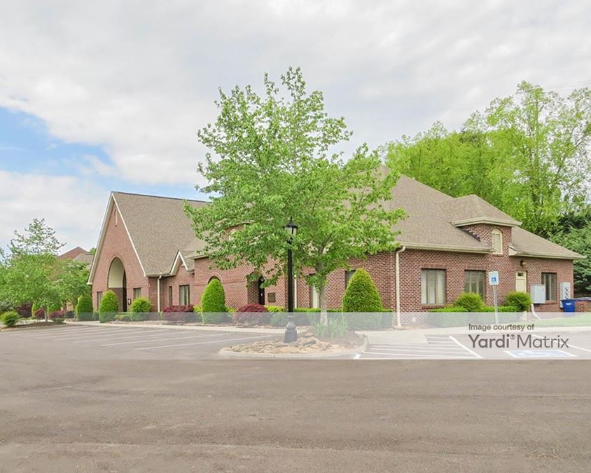 Offices at Ebenezer 508 Ebenezer Road Office Building