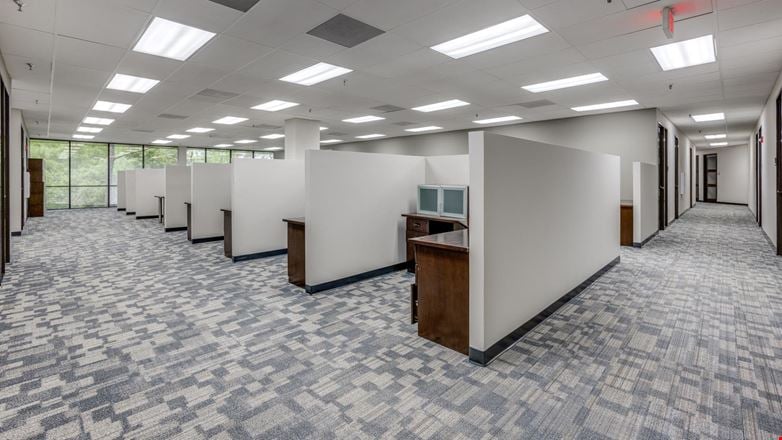 10707 Corporate Dr - Executive Suites