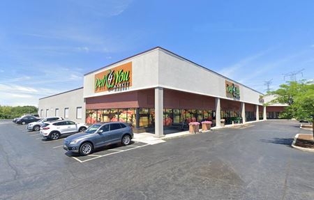 Photo of commercial space at 8510 W Golf Rd in Niles