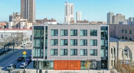 Retail space for Rent at 5155 North Broadway in Chicago