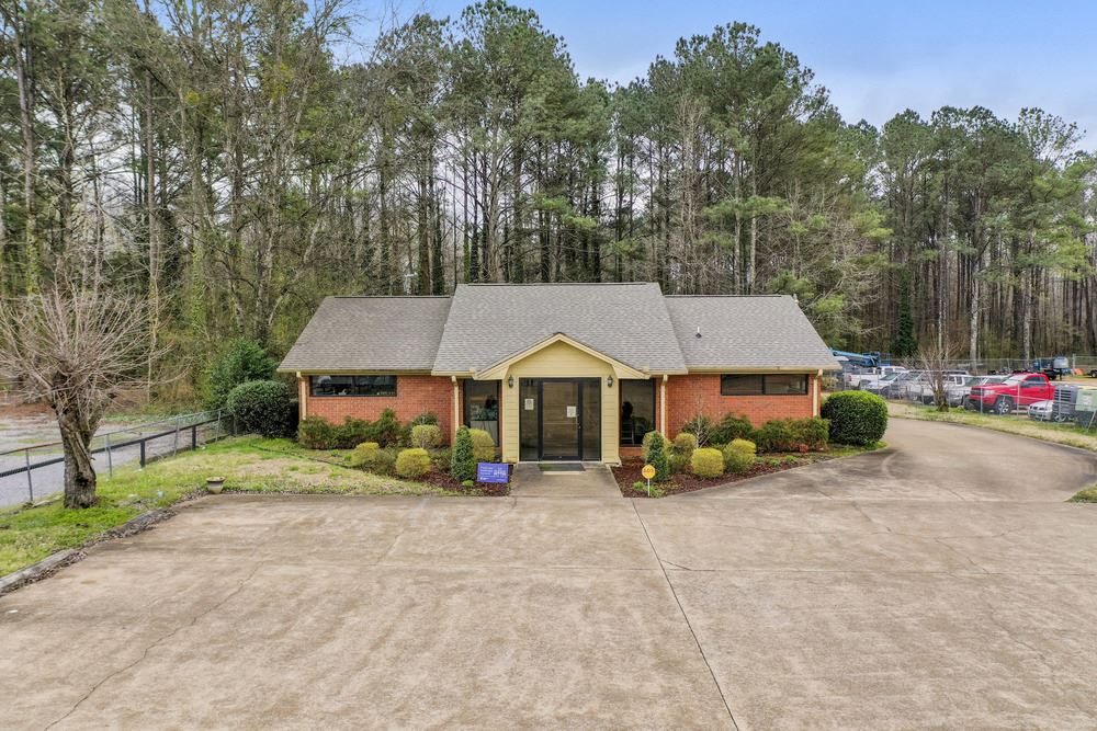 Tai Clinic 2401 Viking Dr, Jasper, AL CommercialSearch