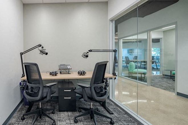 1600 West Plano Parkway