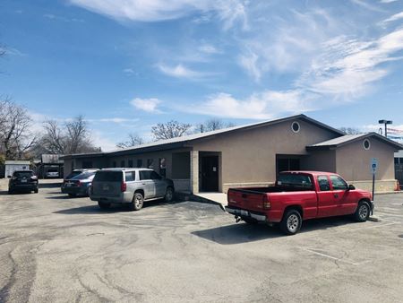 Photo of commercial space at 493 S Seguin Ave in New Braunfels