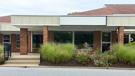 MacArthur Convenience Center