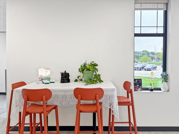 Regus - West Des Moines - Lakes Pkwy