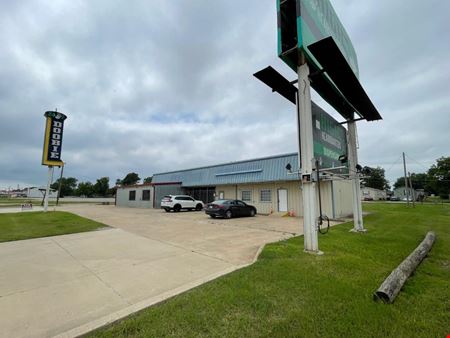 Unassigned space for Sale at 303 N Service Road in Calera