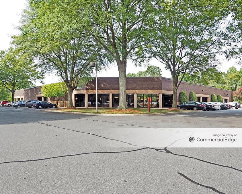Highland Business Park 726 Tyvola Road, Charlotte, NC Office Building
