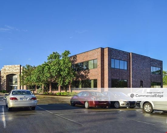 Shadeland Station Office Park - 7400 North Shadeland Avenue