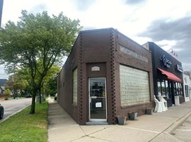 33788 Woodward Ave