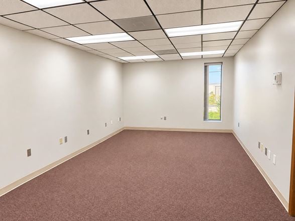 1921 Tampa East Blvd | Office, Flex & Industrial