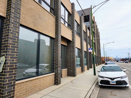 Retail space for Rent at 2837 N. Clybourn Ave. in Chicago