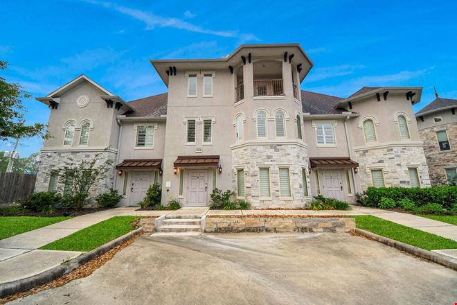 Premier Sugar Land  Office Condo For Sale and/or For Lease