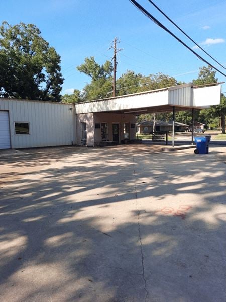 Unassigned space for Sale at 1124 E Houston Ave in Crockett