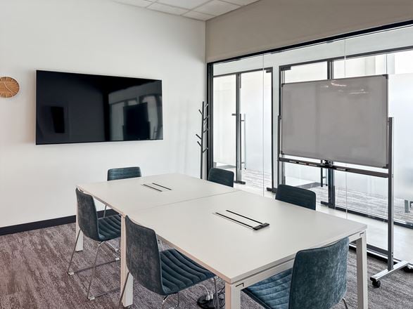 Regus - Astoria - 36th Avenue