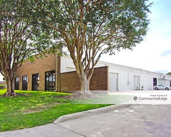 Briar Center