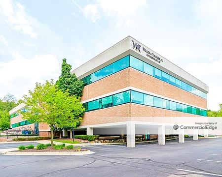 Office space for Rent at 28470 West 13 Mile Road in Farmington Hills