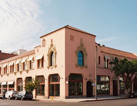 Retail space for Rent at 2500 W 7th St in Los Angeles