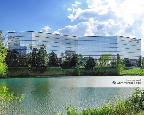 Crossroads Corporate Center - 20975 Swenson Drive