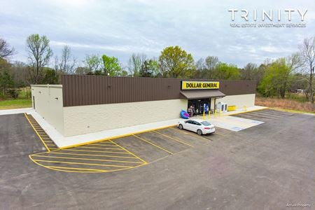 Photo of commercial space at 22580 N State Highway 27 in Dardanelle