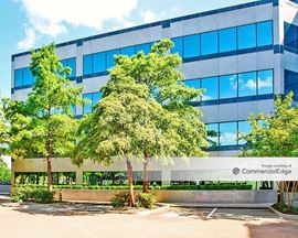 9500 Arboretum