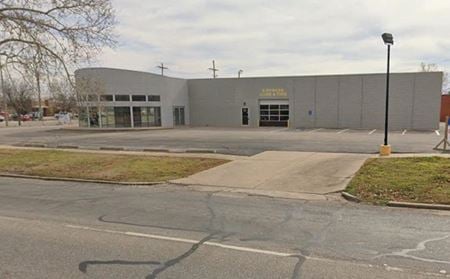 Retail space for Sale at 202 W Gore Blvd in Lawton